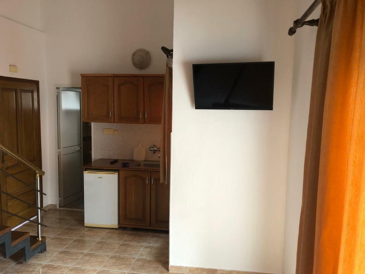 Apartments Toni Улцинь Экстерьер фото