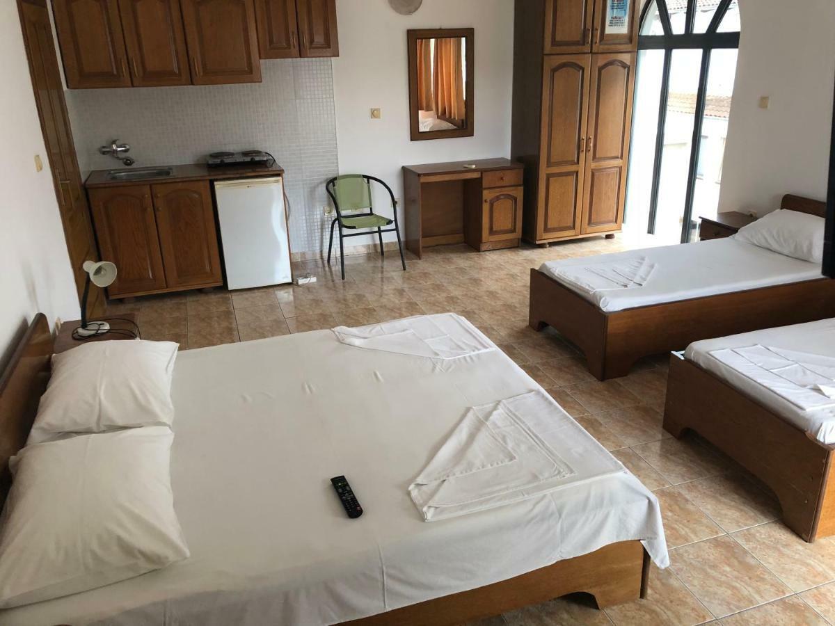 Apartments Toni Улцинь Экстерьер фото