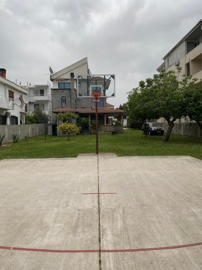 Apartments Toni Улцинь Экстерьер фото